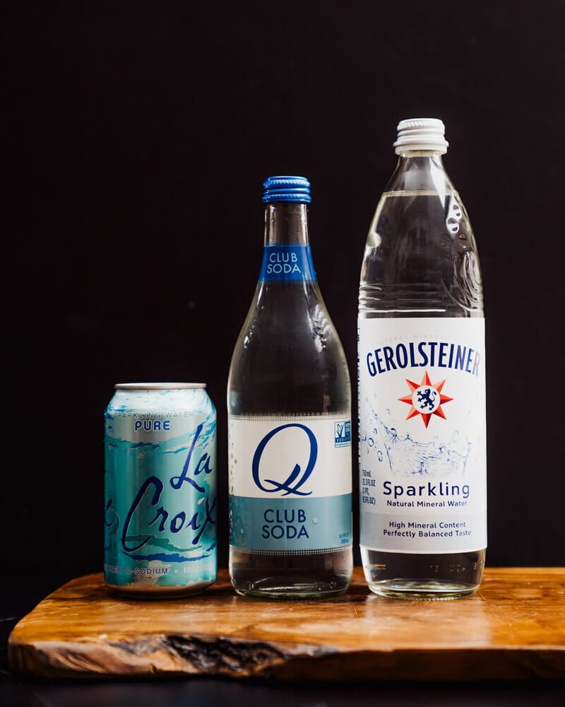 Difference Between Club Soda and Sparkling Water: Clearing the Fizz