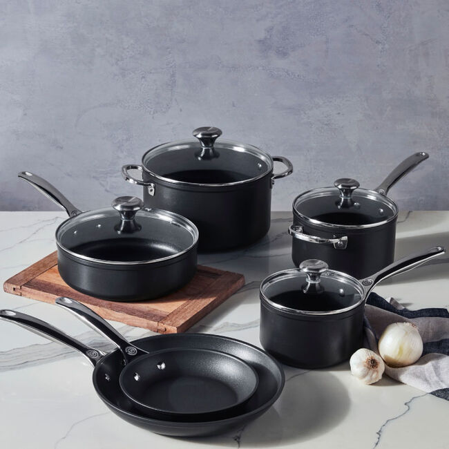 Can Le Creuset Go in Oven? Understanding Cookware Versatility